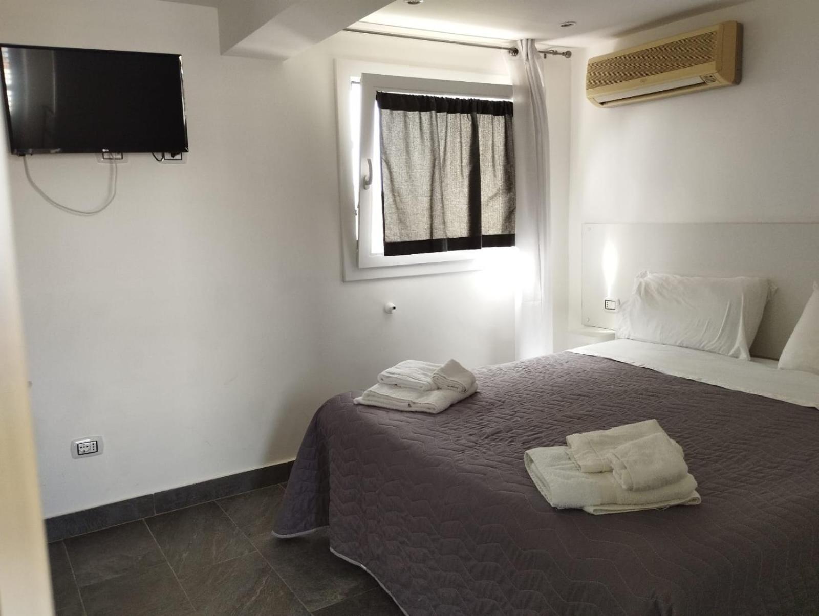 Fiore Di Loto Rooms Каріні Екстер'єр фото